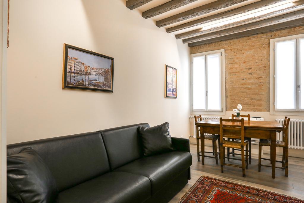 Rialto 1602 Apartamento